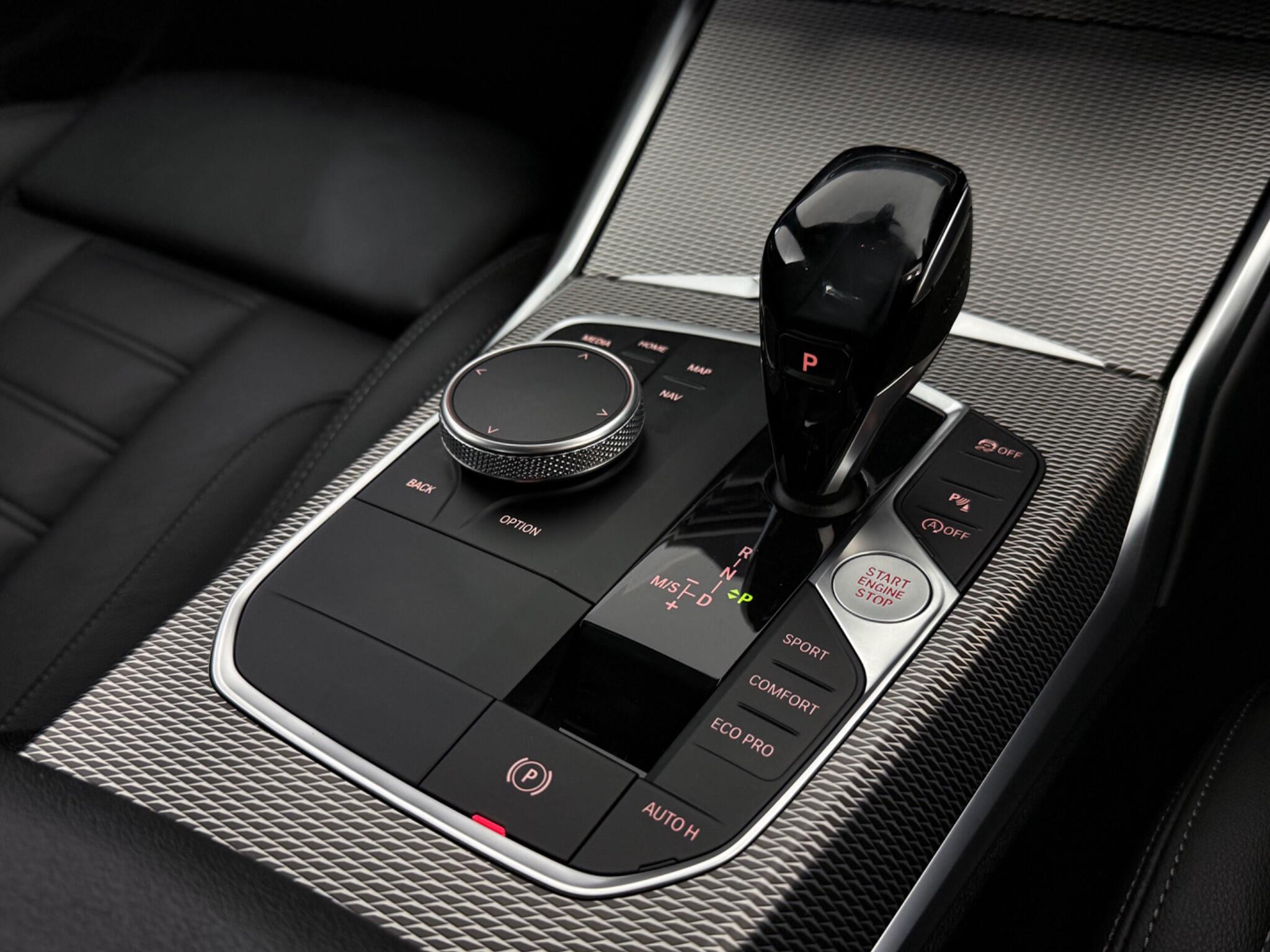 BMW 3 Series view 19