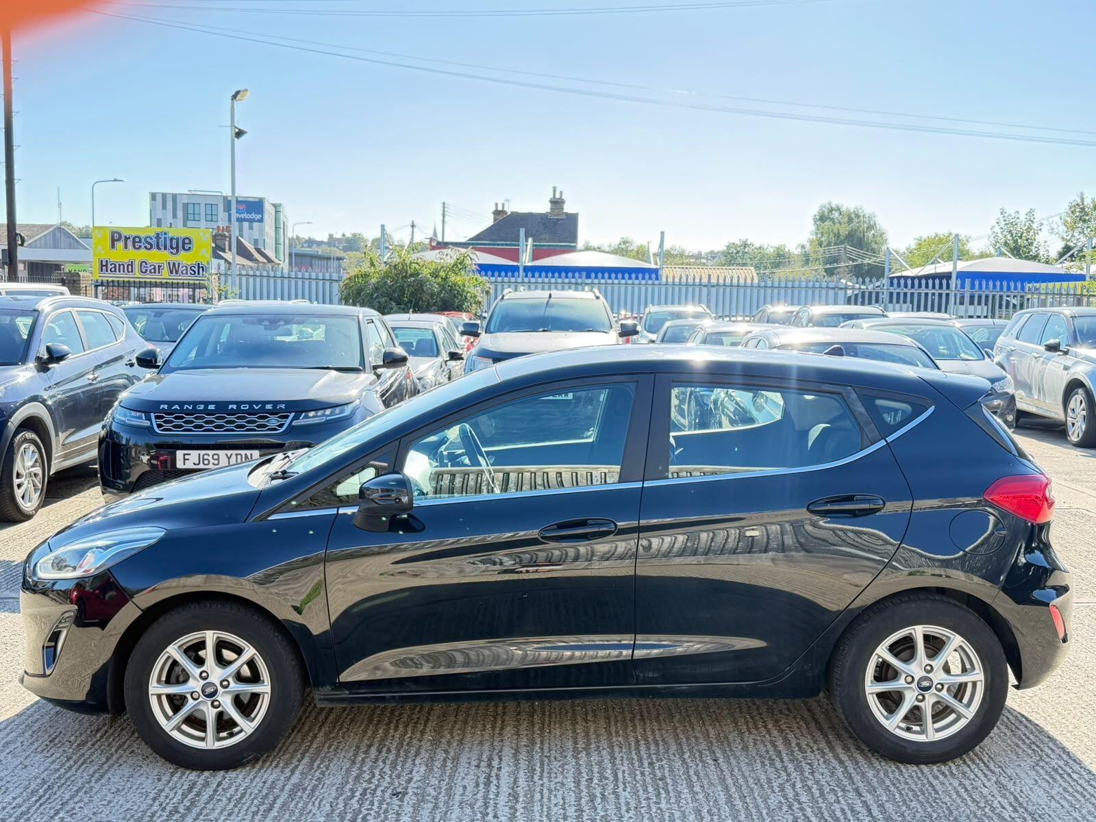 Ford Fiesta view 6