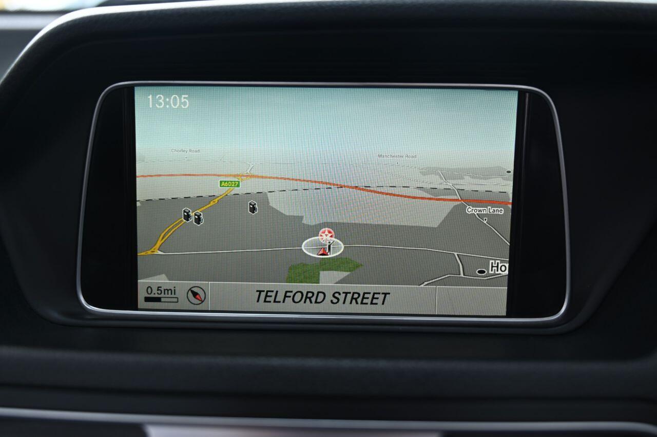 Mercedes-Benz E-Class view 23