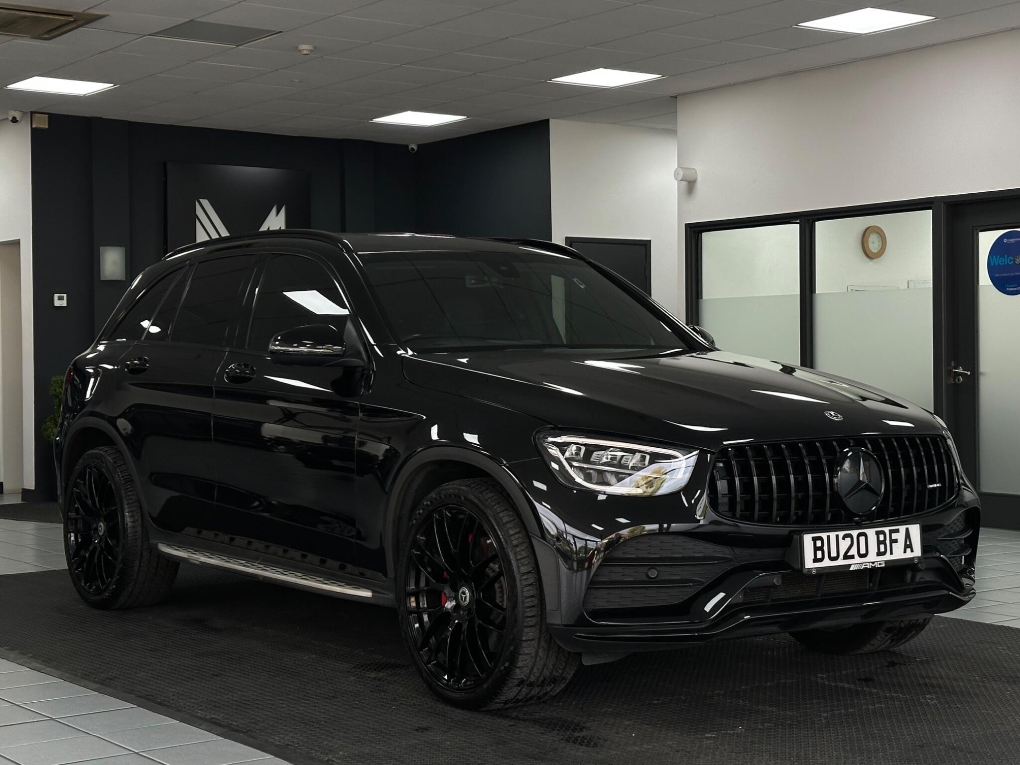 Mercedes-Benz GLC view 3