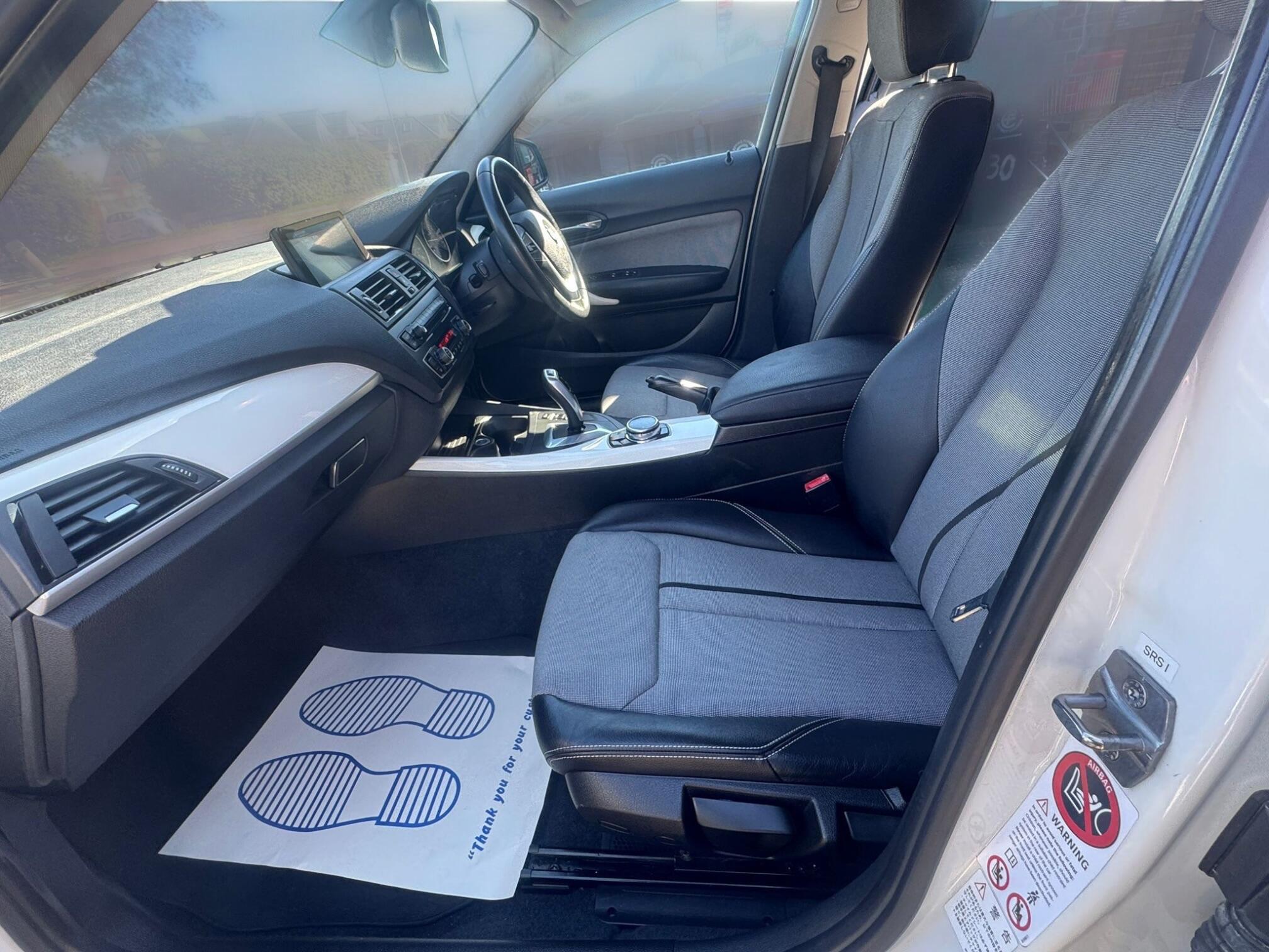 BMW 1 Series view 21