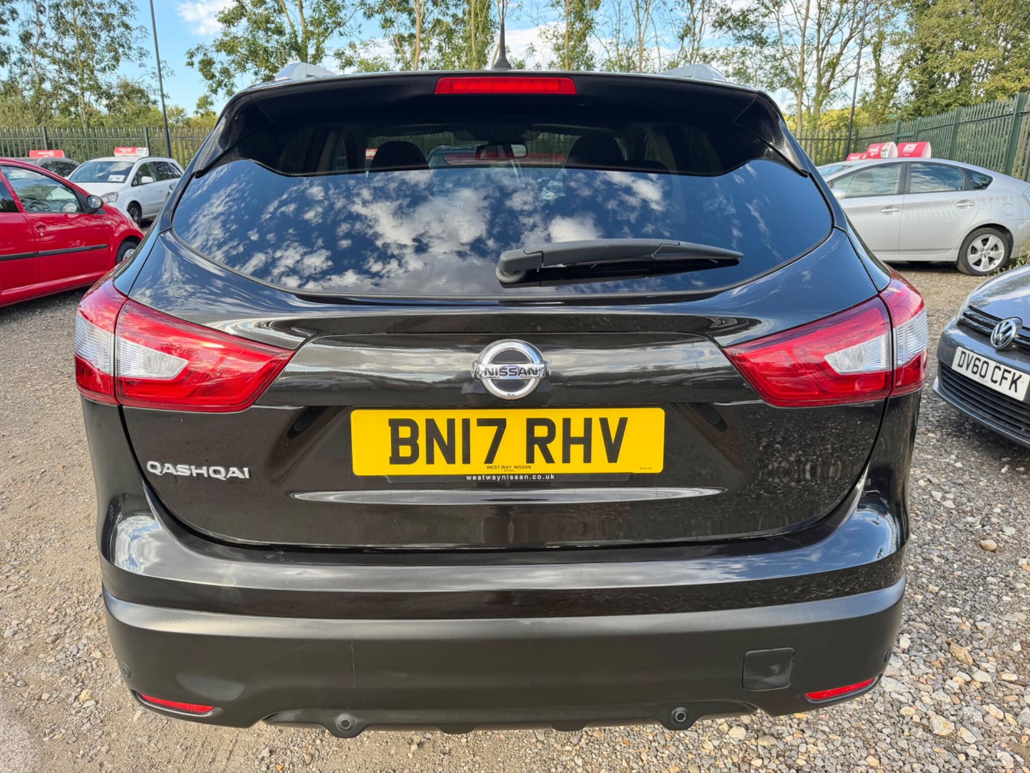 Nissan Qashqai view 17