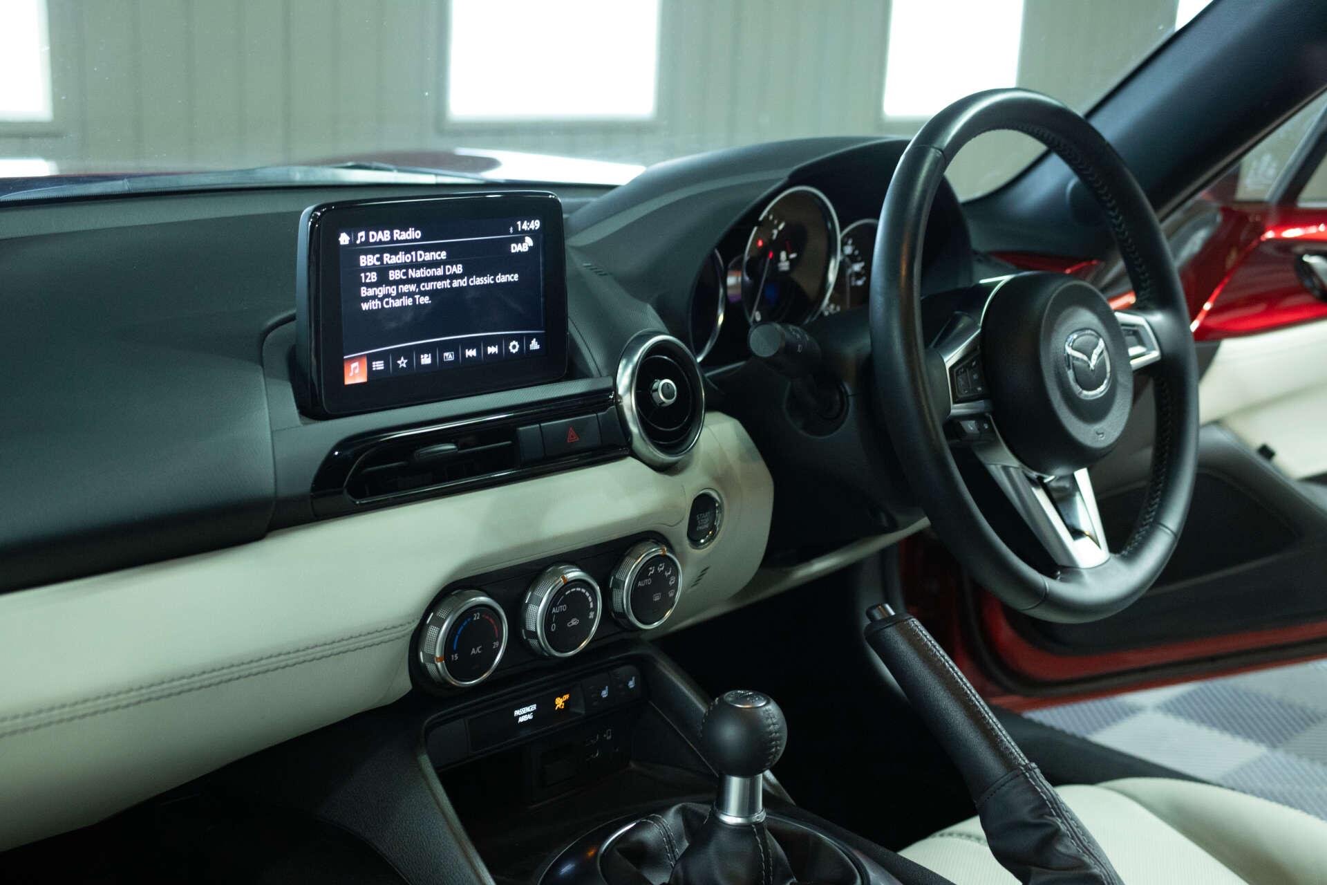 Mazda MX-5 view 33