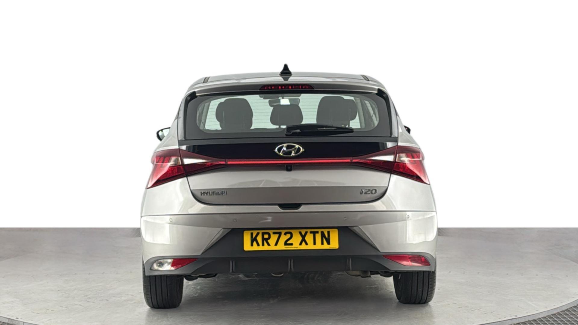 Hyundai i20 view 5