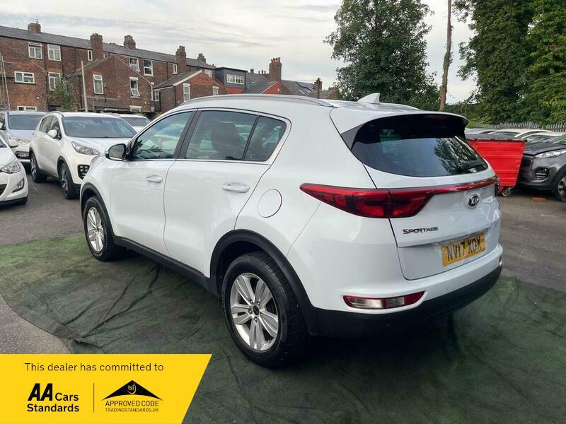 2017 Kia Sportage 1.6 GDi 2 Euro 6 (s/s) 5dr • 96,290 miles image 21