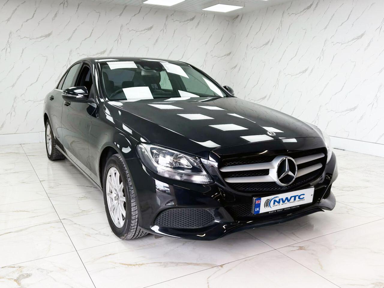 Mercedes-Benz C-Class view 4