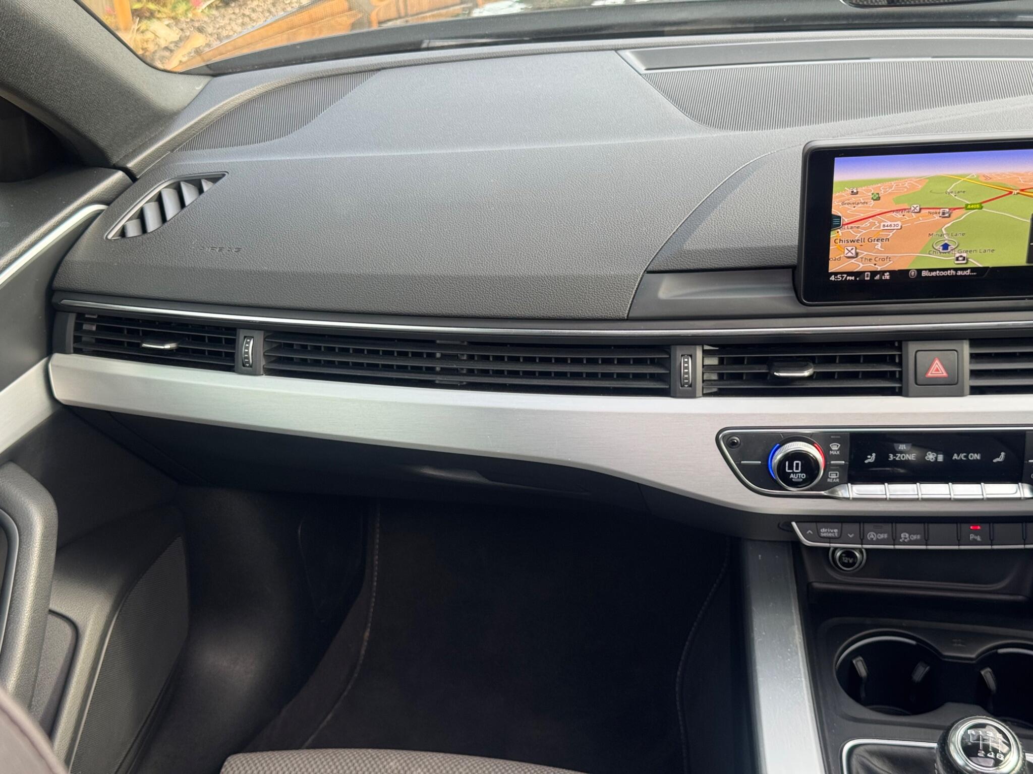 Audi A4 view 45