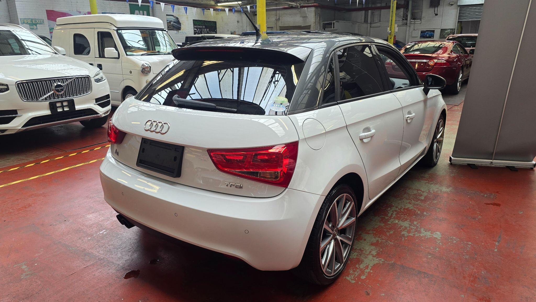 Audi A1 view 24