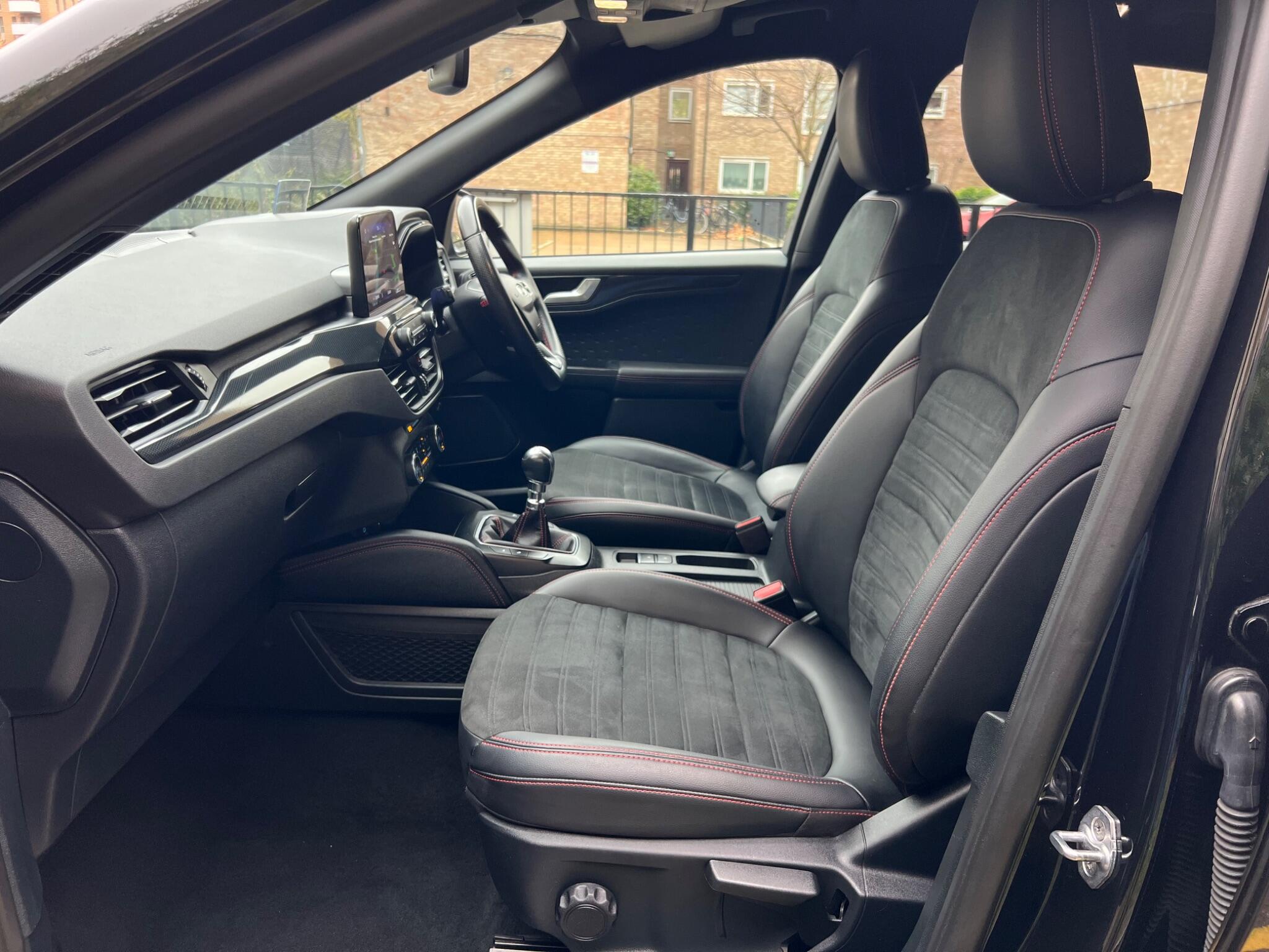 Ford Kuga view 52
