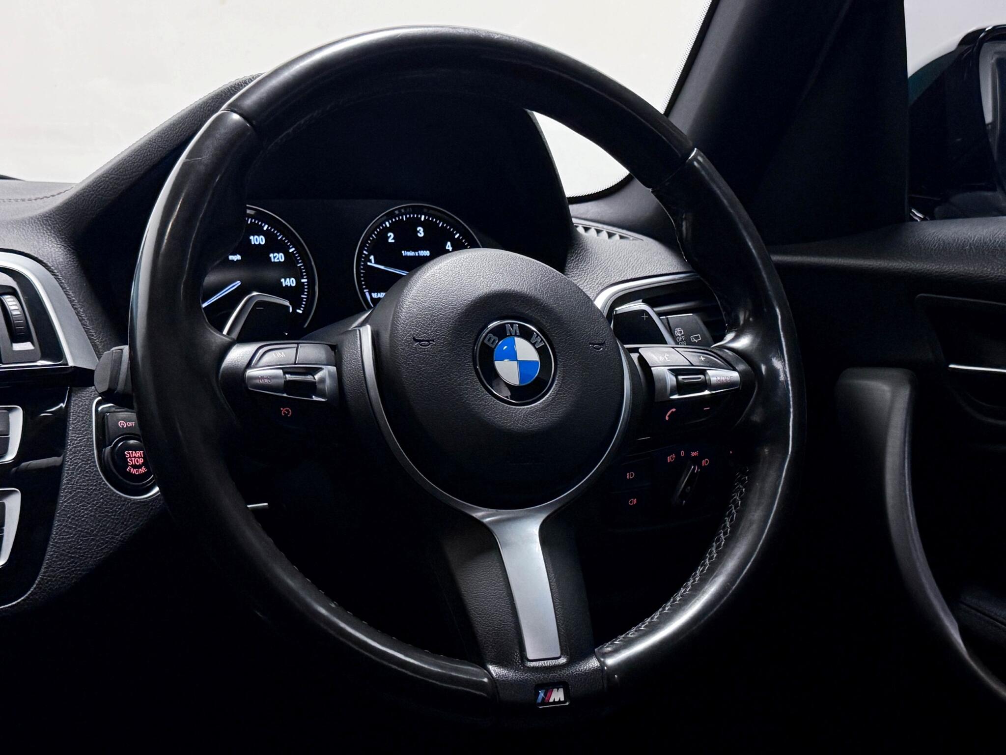 BMW 1 Series view 9