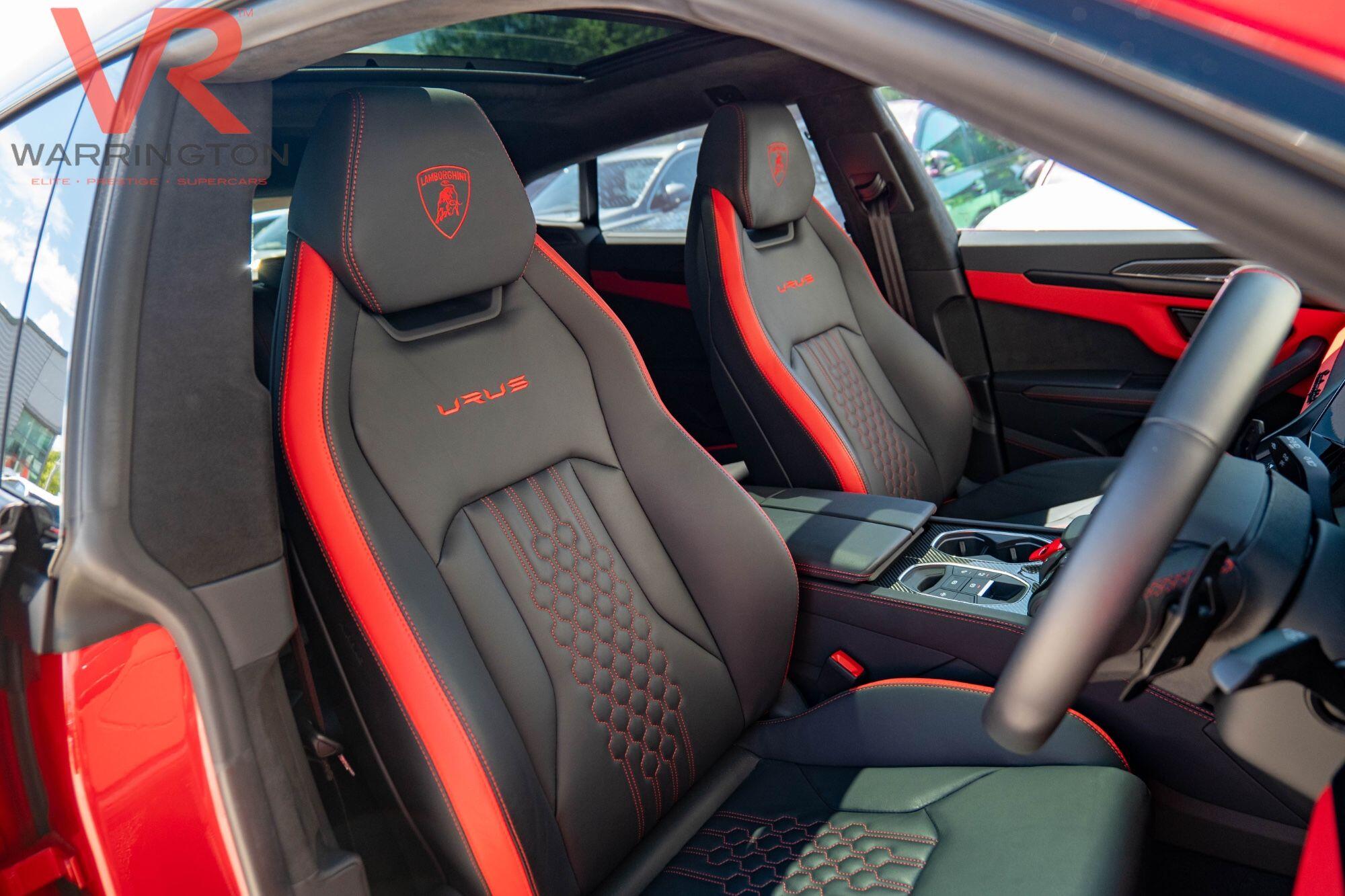 Lamborghini Urus view 26