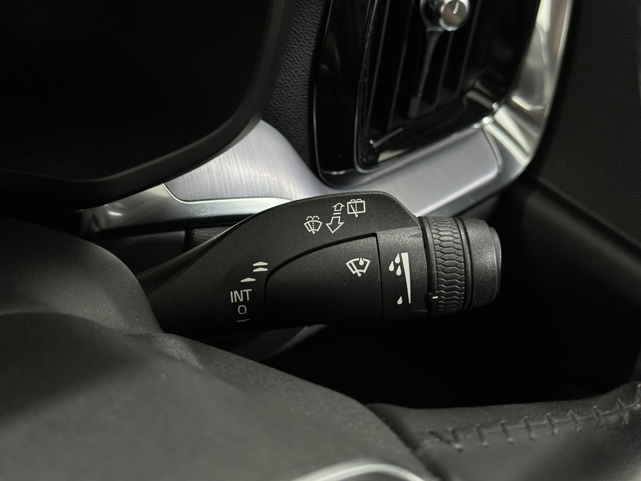 Volvo V60 view 17