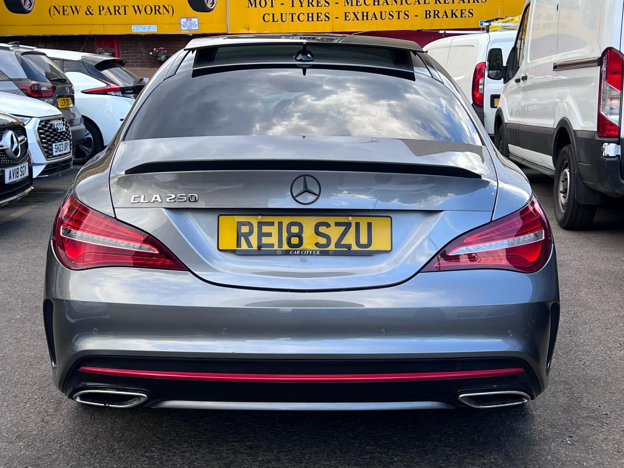 Mercedes-Benz Cla view 12