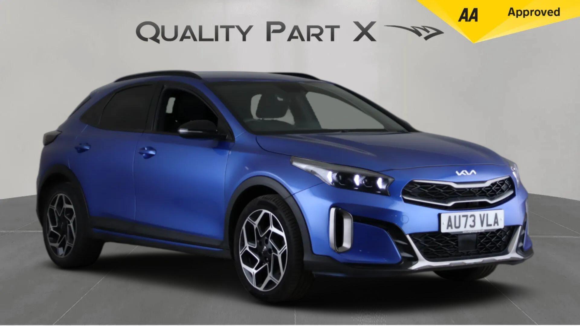 Blue 2023 Kia XCeed Hatchback Front-wheel drive Manual