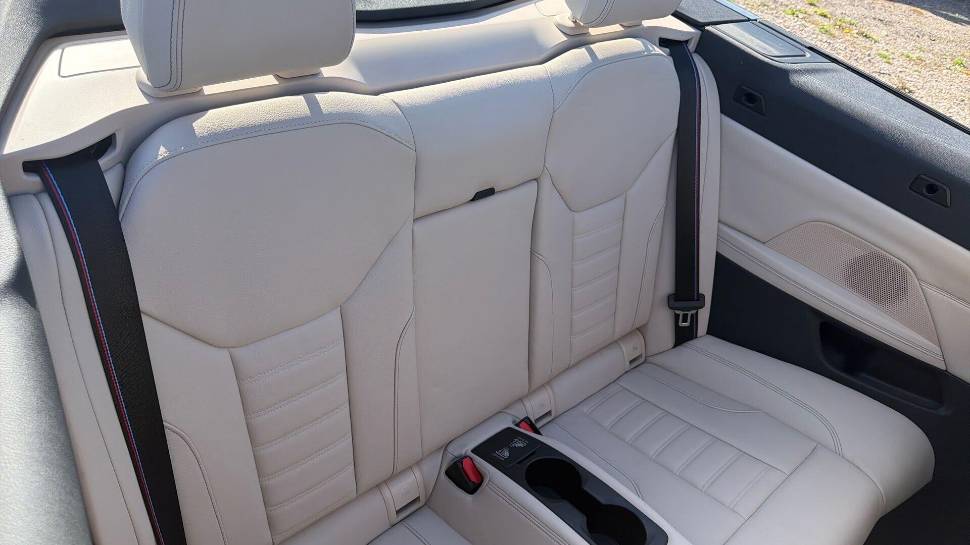 BMW 4 Series view 14