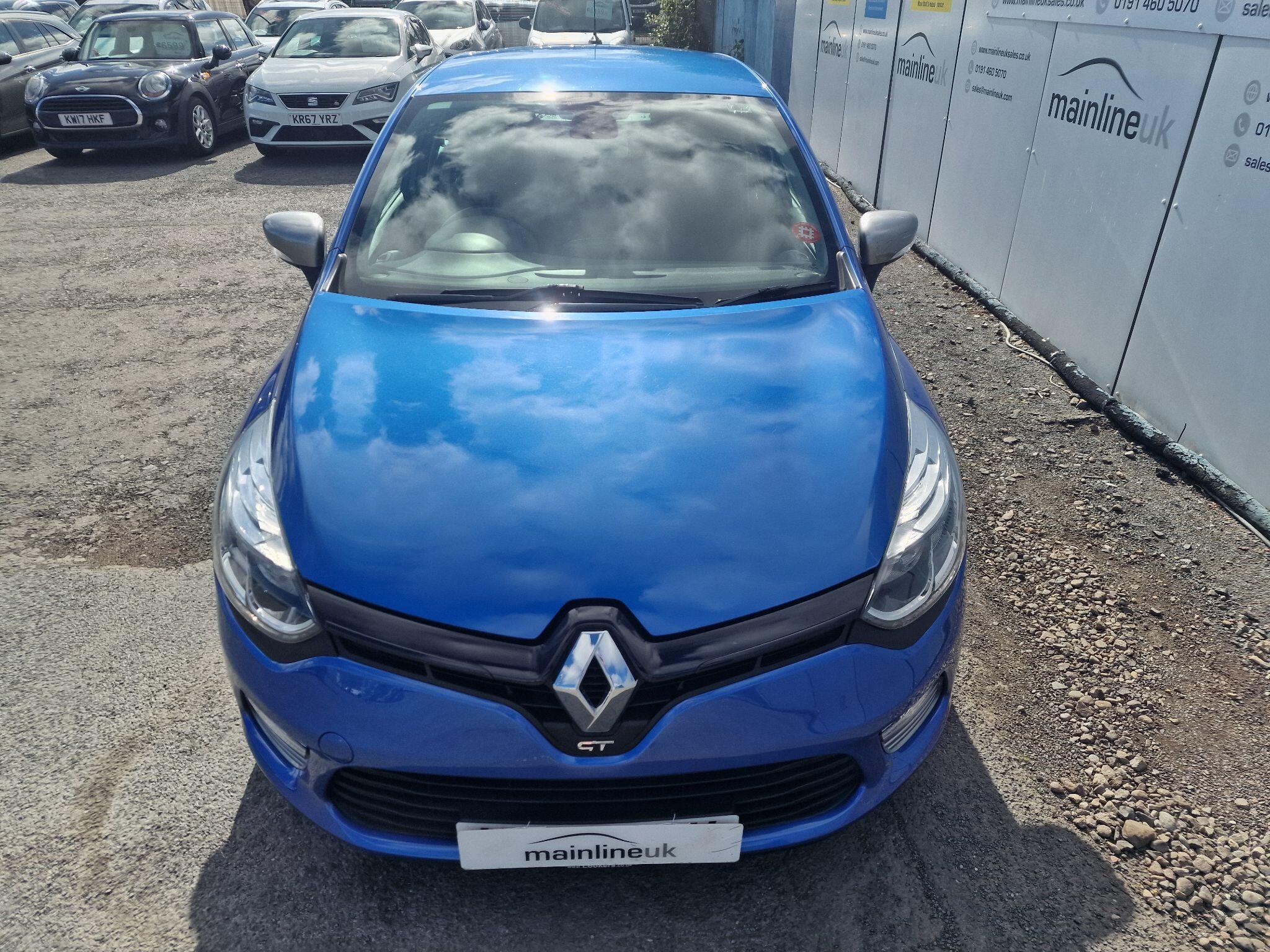 Renault Clio view 11