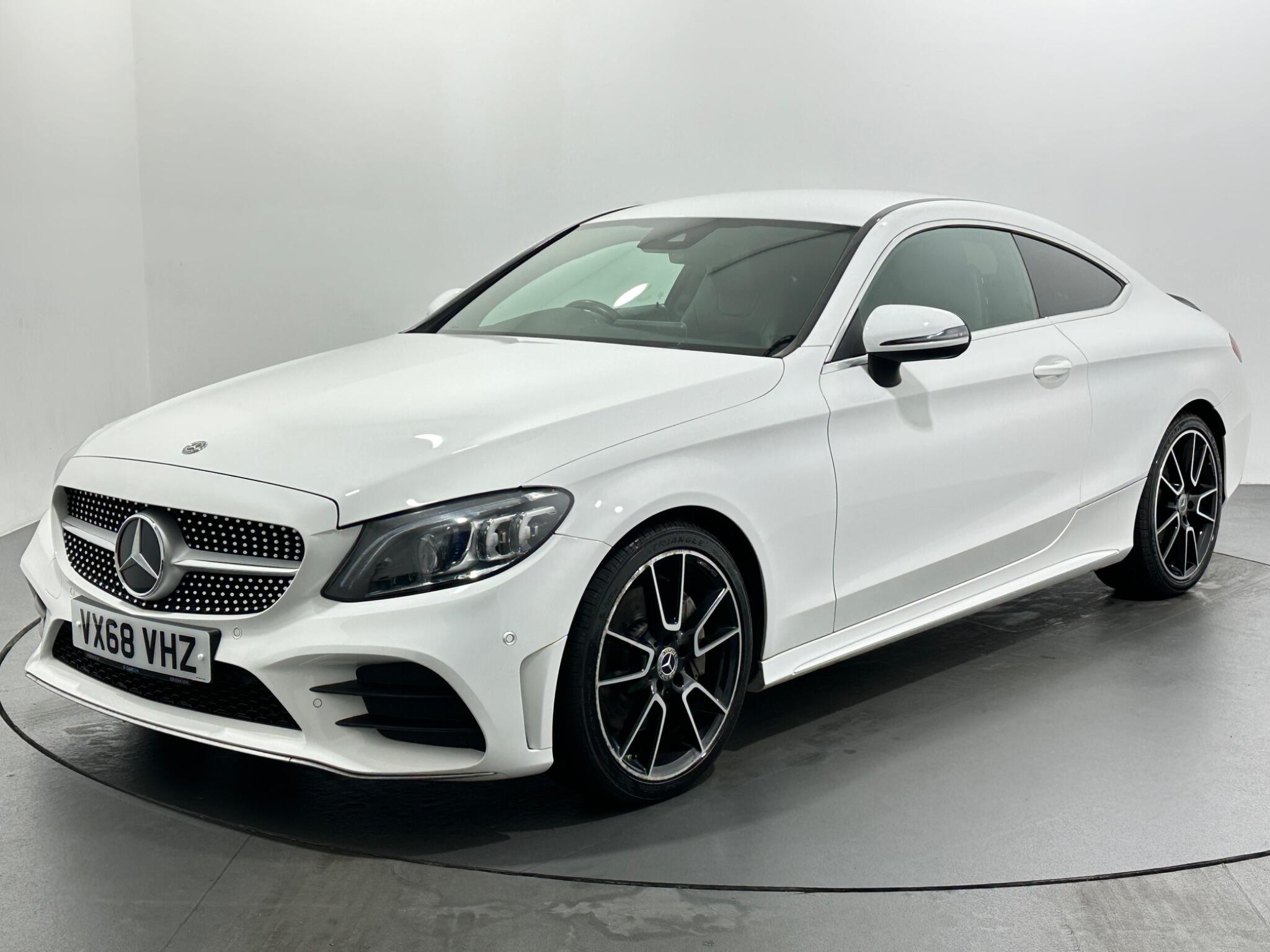 Mercedes-Benz C-Class view 4