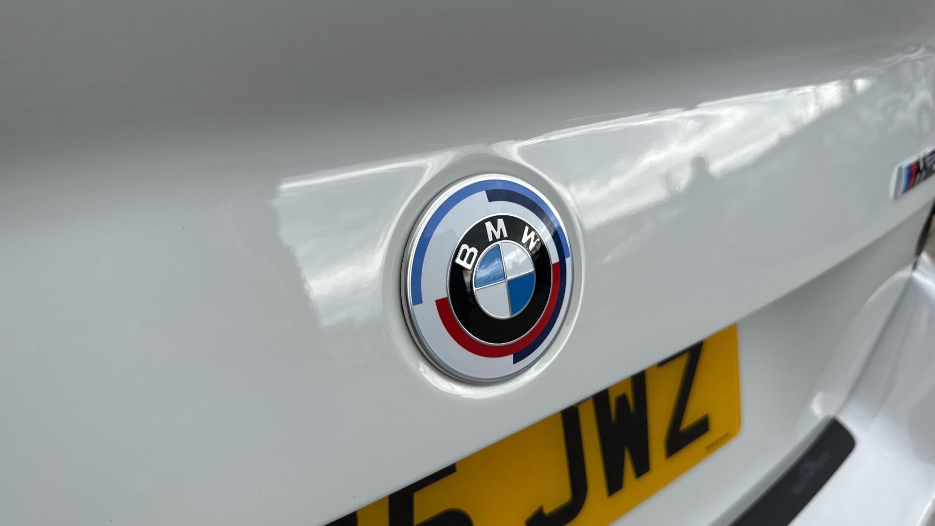 BMW M2 view 29