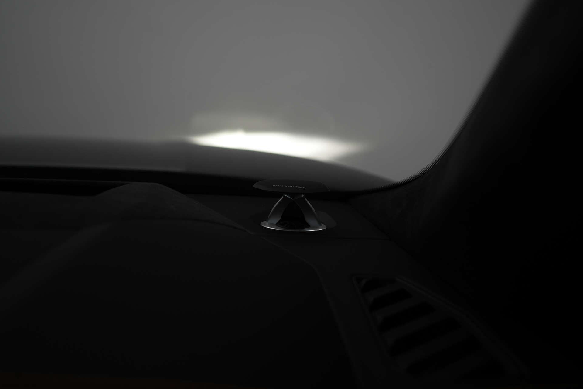 Lamborghini Urus view 59