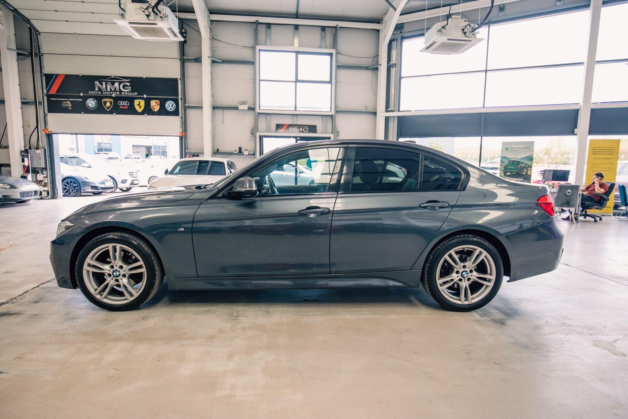 BMW 3 Series view 27