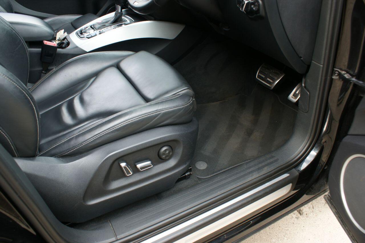 Audi SQ5 view 38