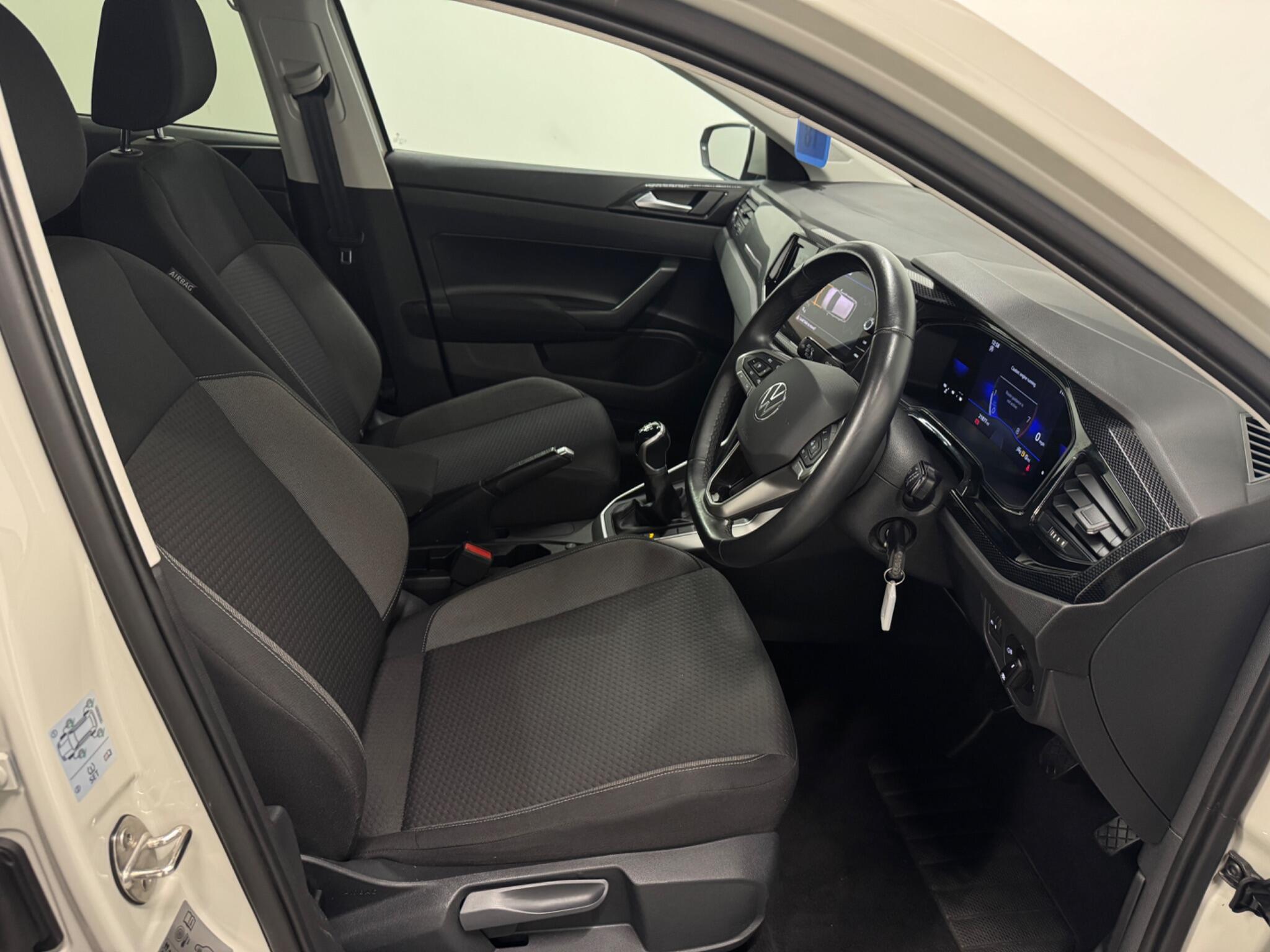 Volkswagen Polo view 7