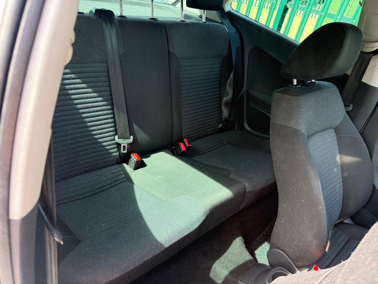 Volkswagen Polo view 30