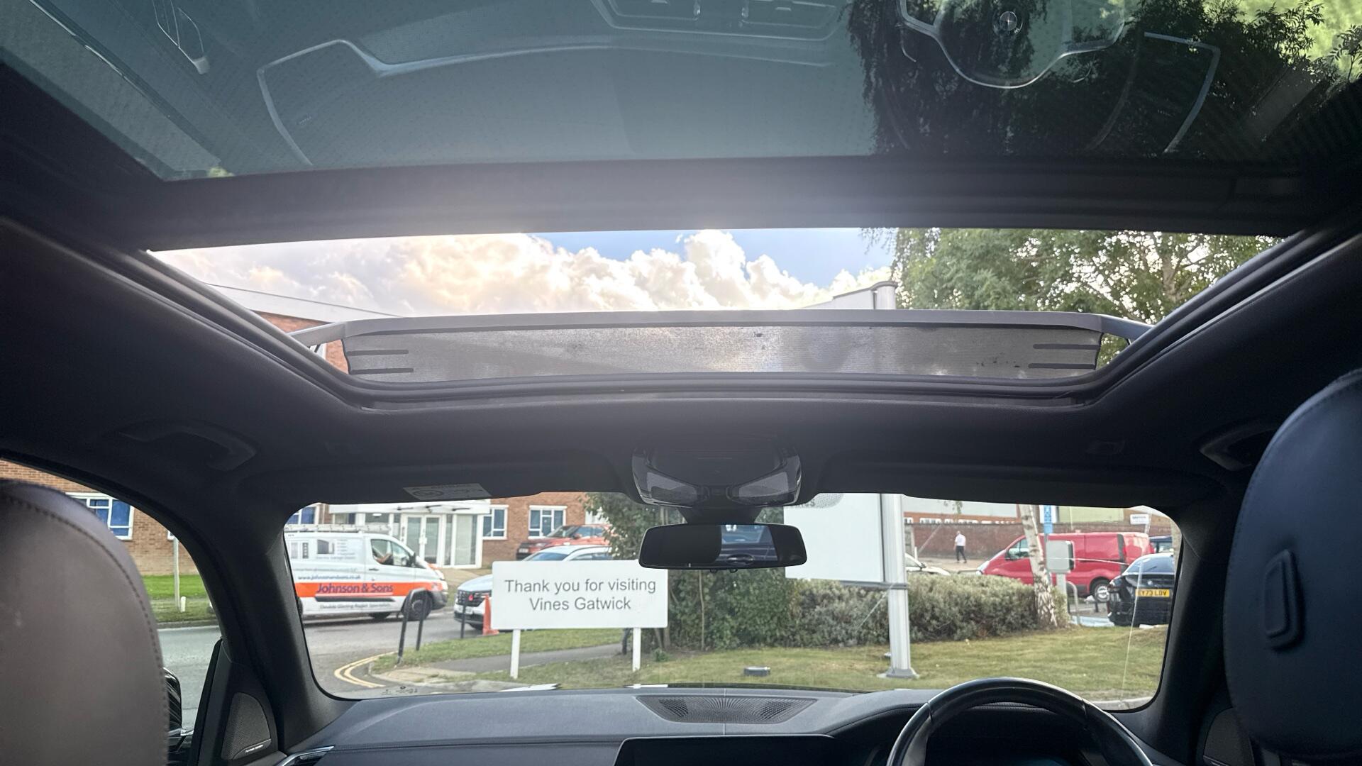 BMW X5 view 26