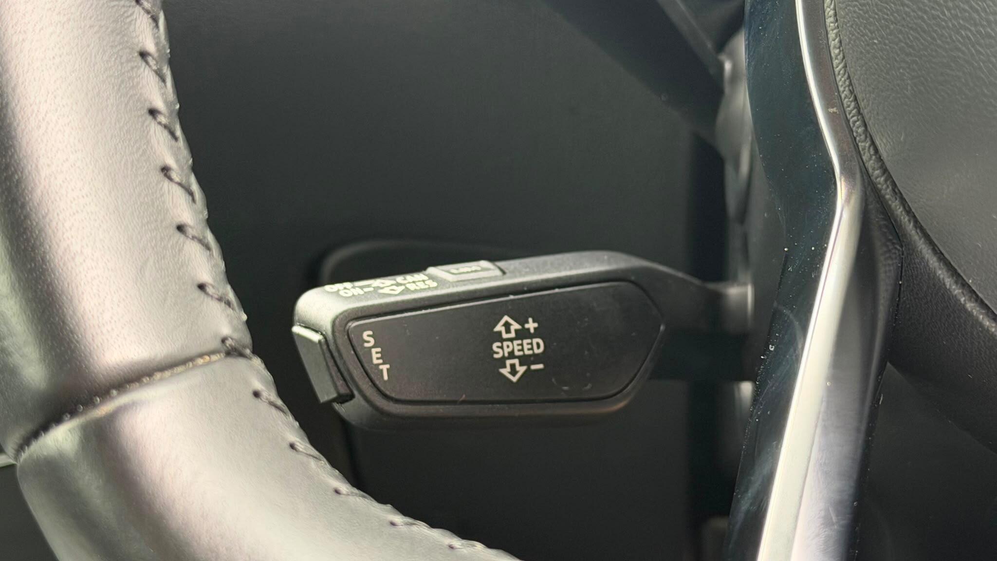 Audi TT view 19