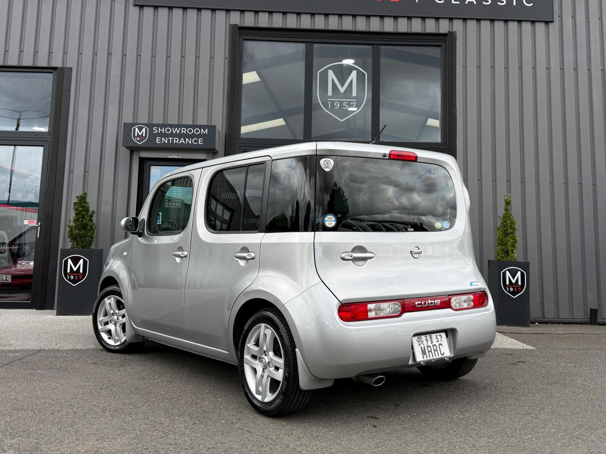 Nissan Cube view 3