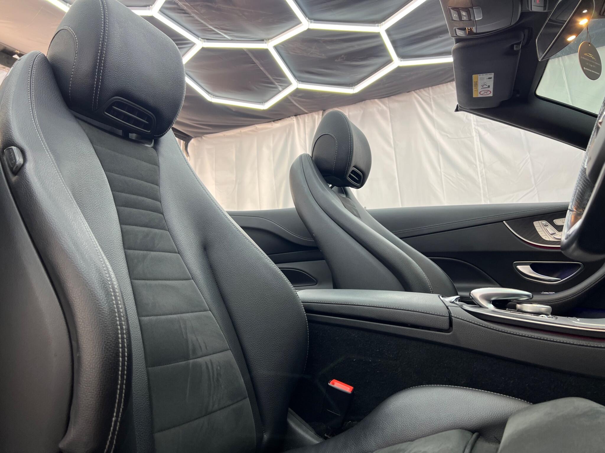 Mercedes-Benz E Class view 23