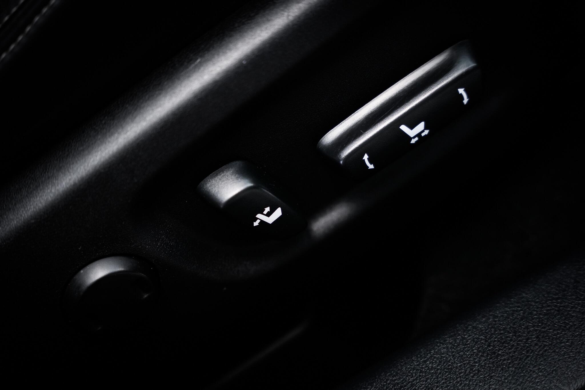 Lexus CT view 56