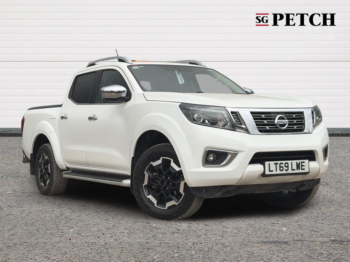 2020 NISSAN NAVARA