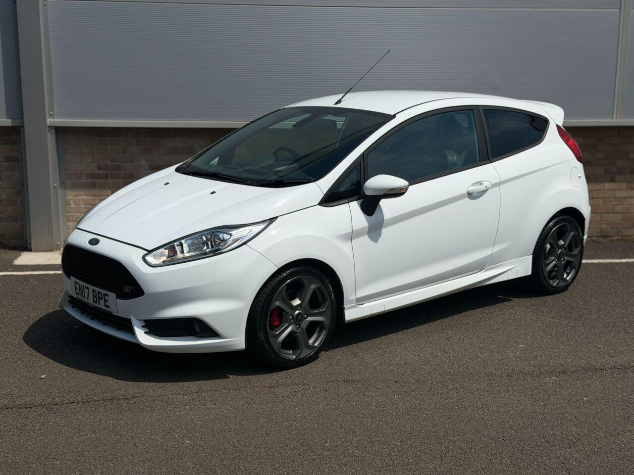 Ford Fiesta view 33