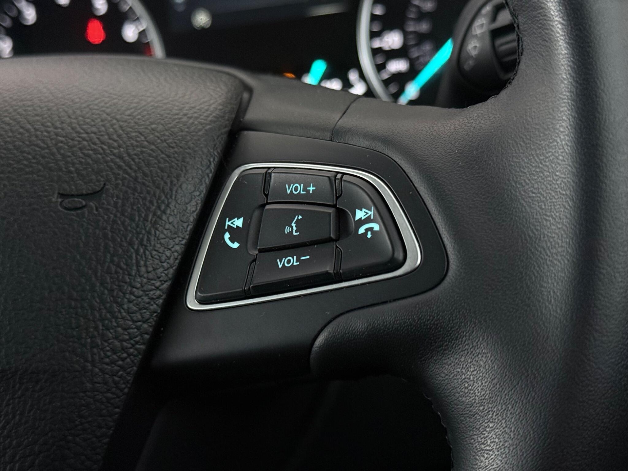 Ford Ecosport view 10