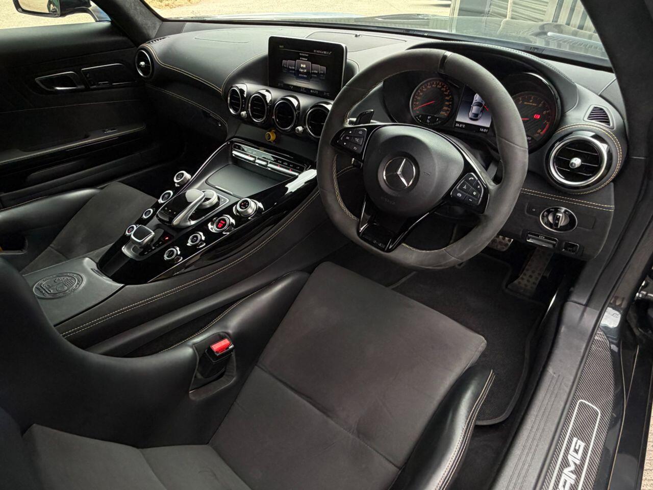 Mercedes-Benz Amg GT view 38