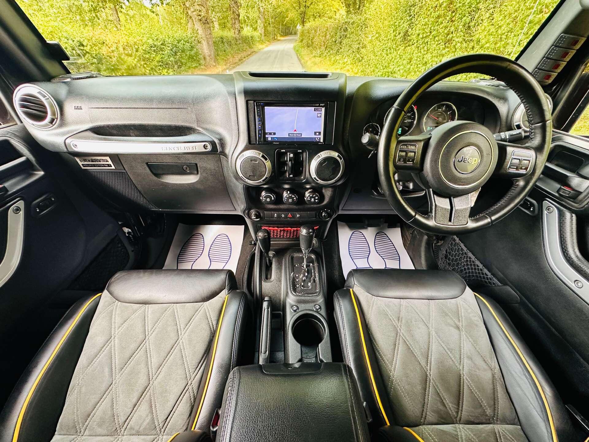 Jeep Wrangler view 15