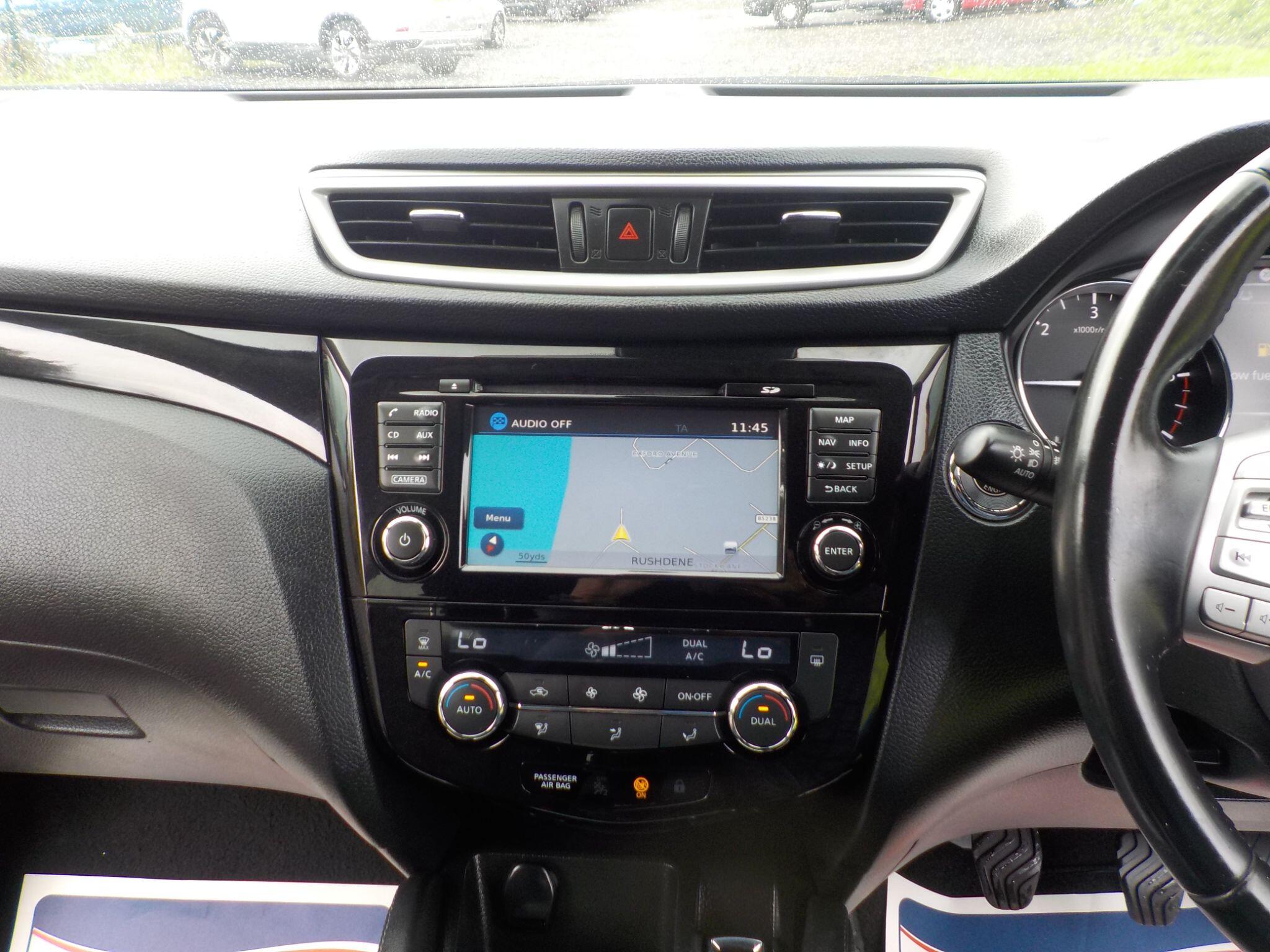 Nissan Qashqai 1.5 dCi n-tec+ 2WD Euro 5 (s/s) 5dr