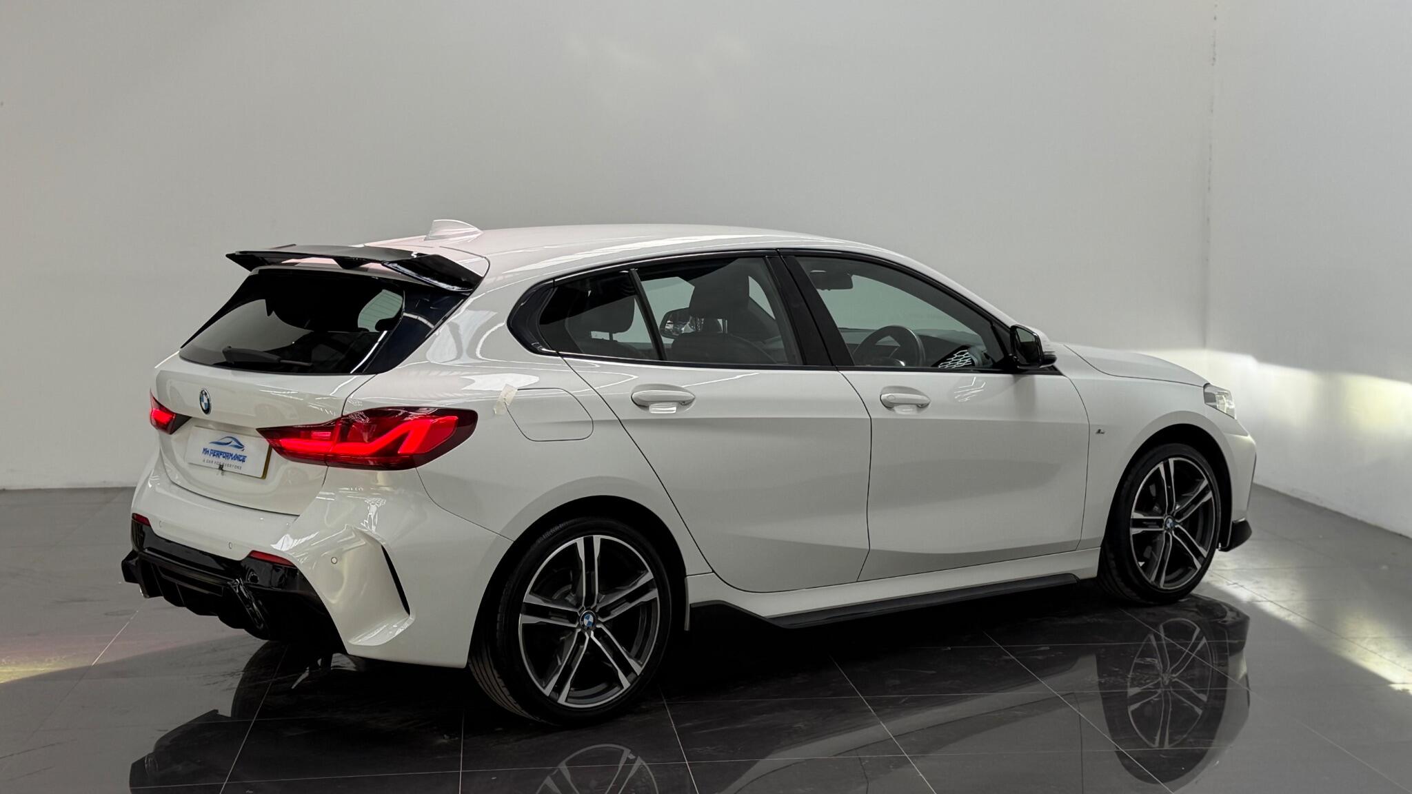 BMW 1 Series view 51