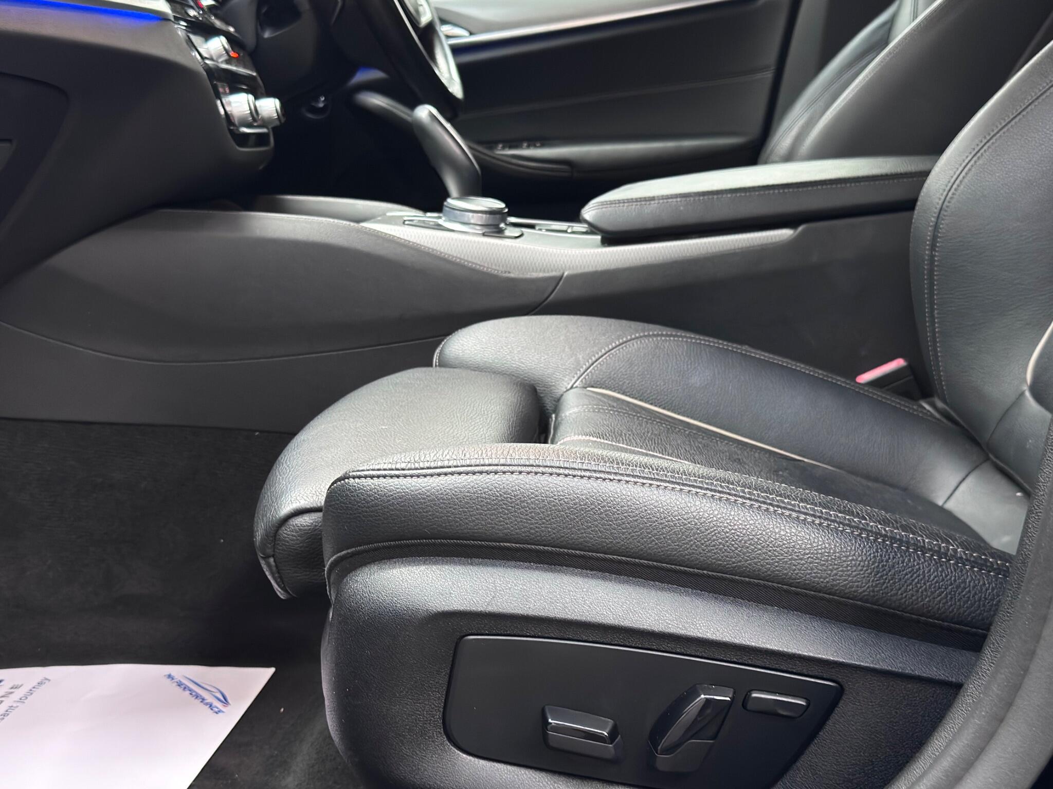 BMW 5 Series view 47