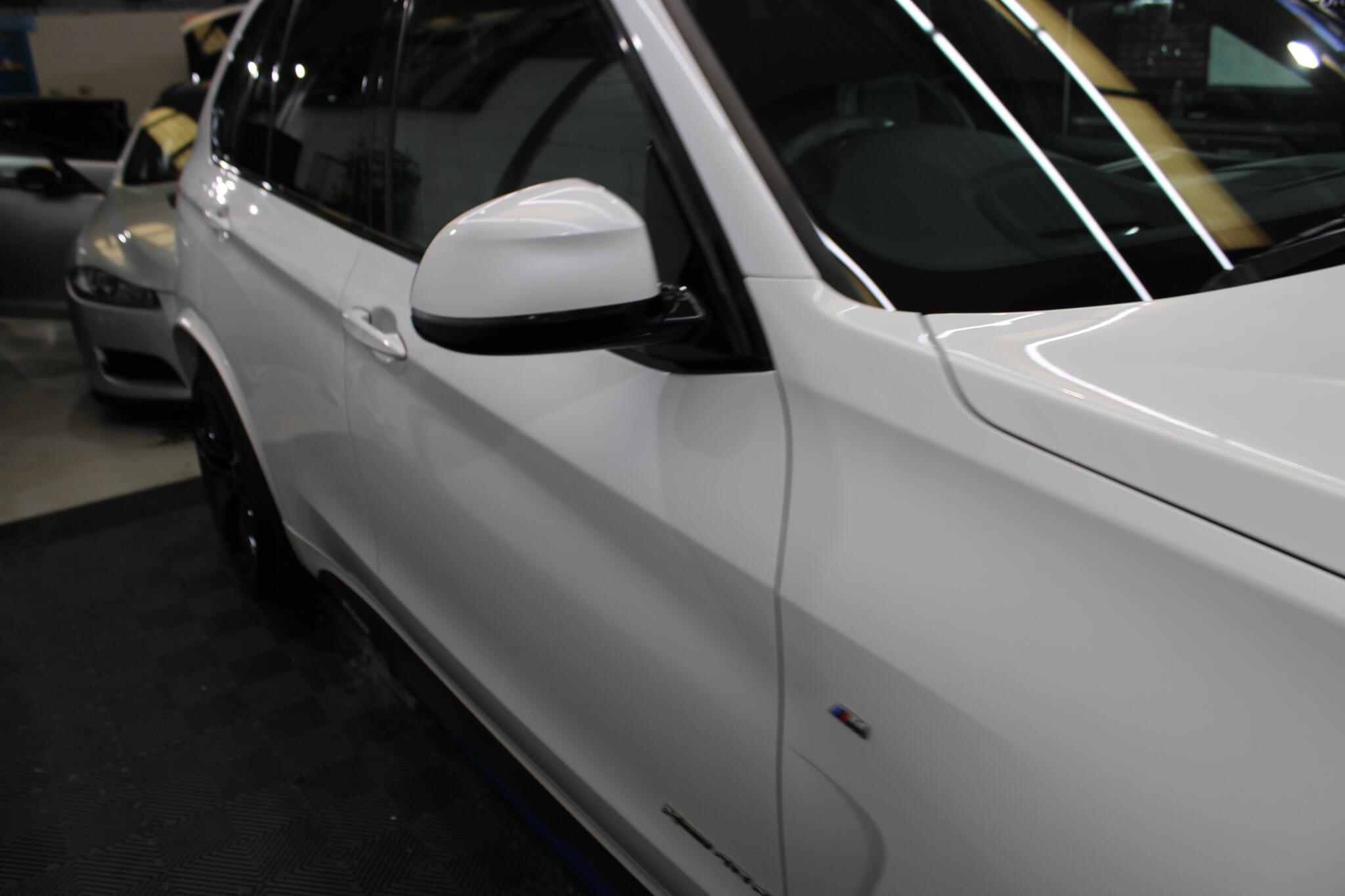 BMW X5 view 45