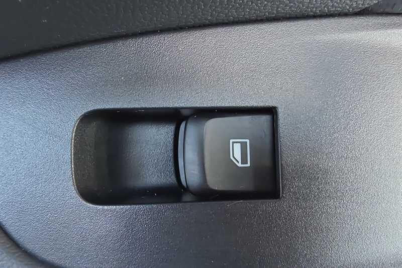 MG ZS view 30