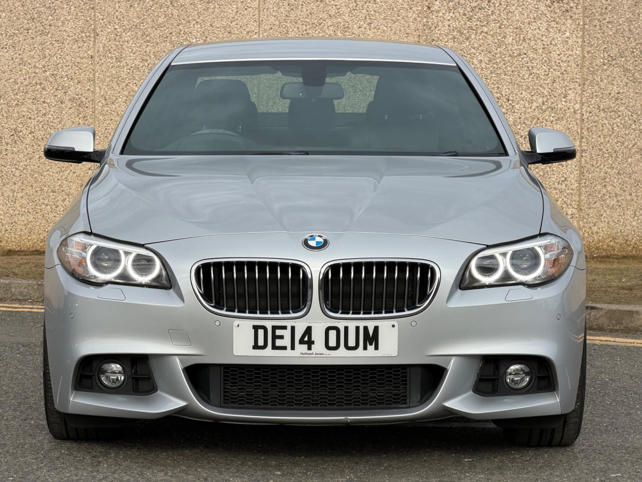 BMW 5 Series view 5