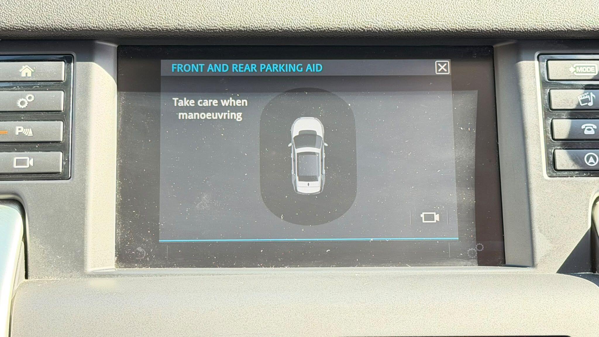 Land Rover Discovery Sport view 24