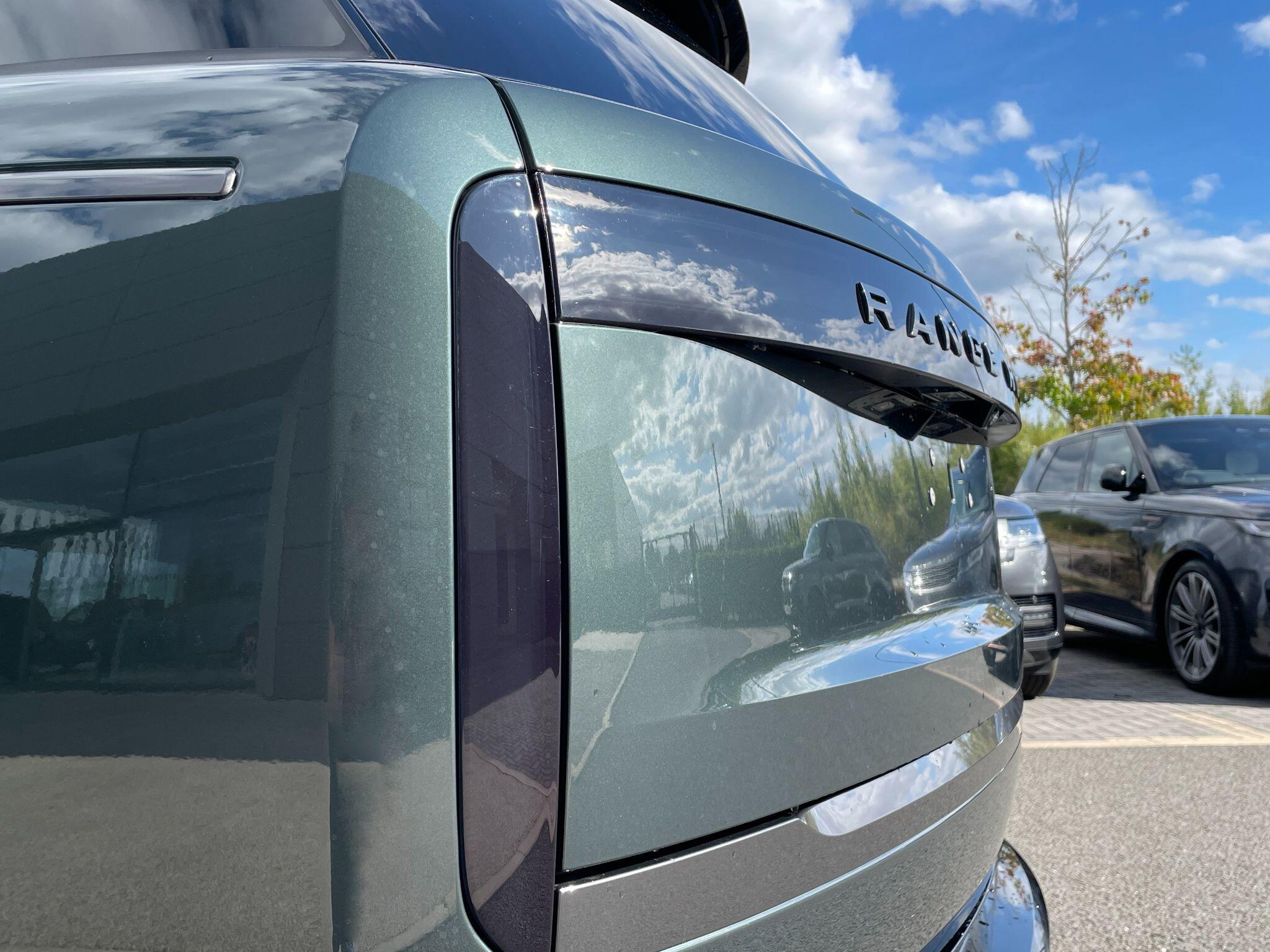 Land Rover Range Rover view 50