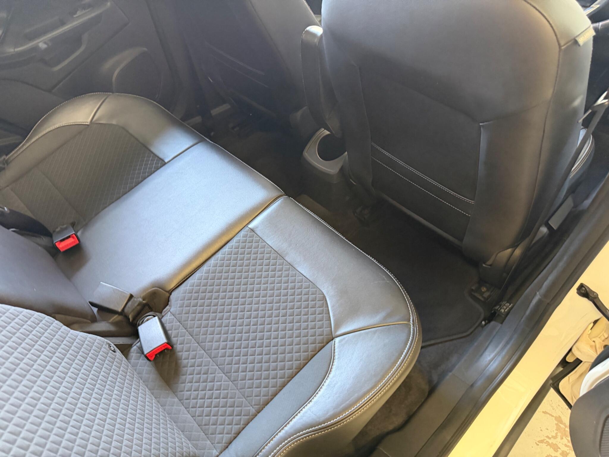 Ford Ecosport view 13