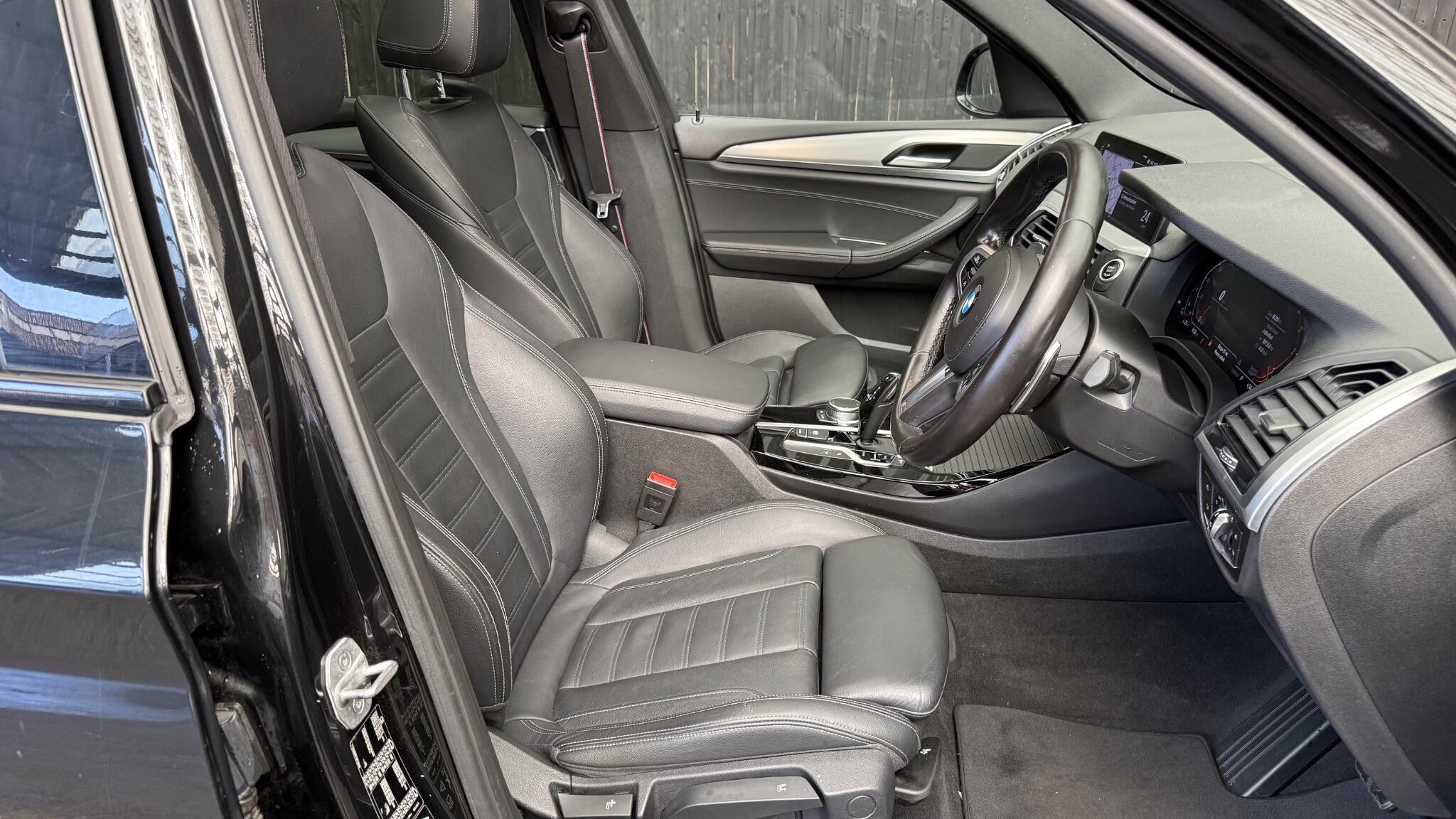 BMW X3 view 15