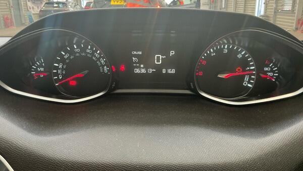 Peugeot 308 view 12