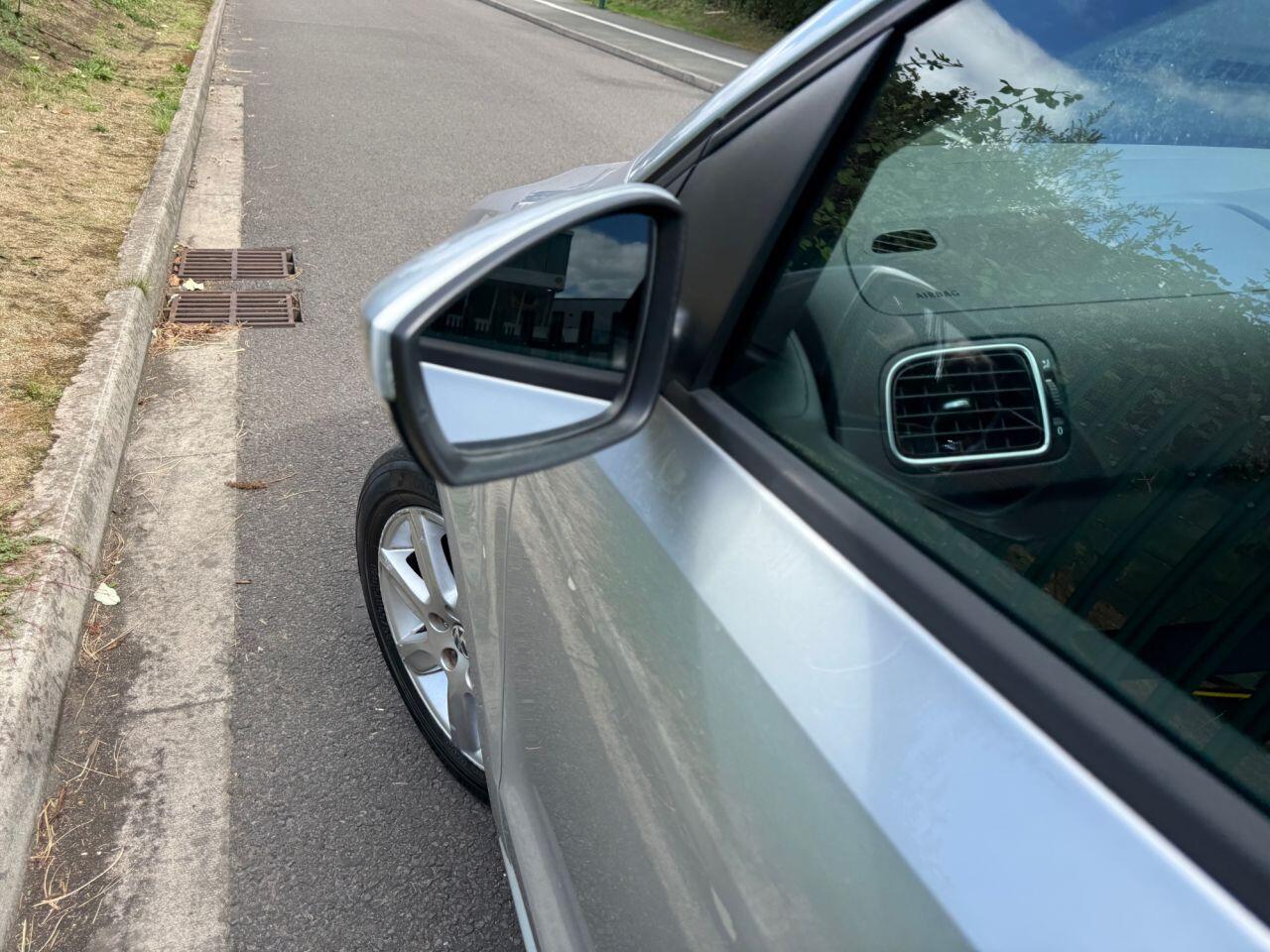Volkswagen Polo view 26
