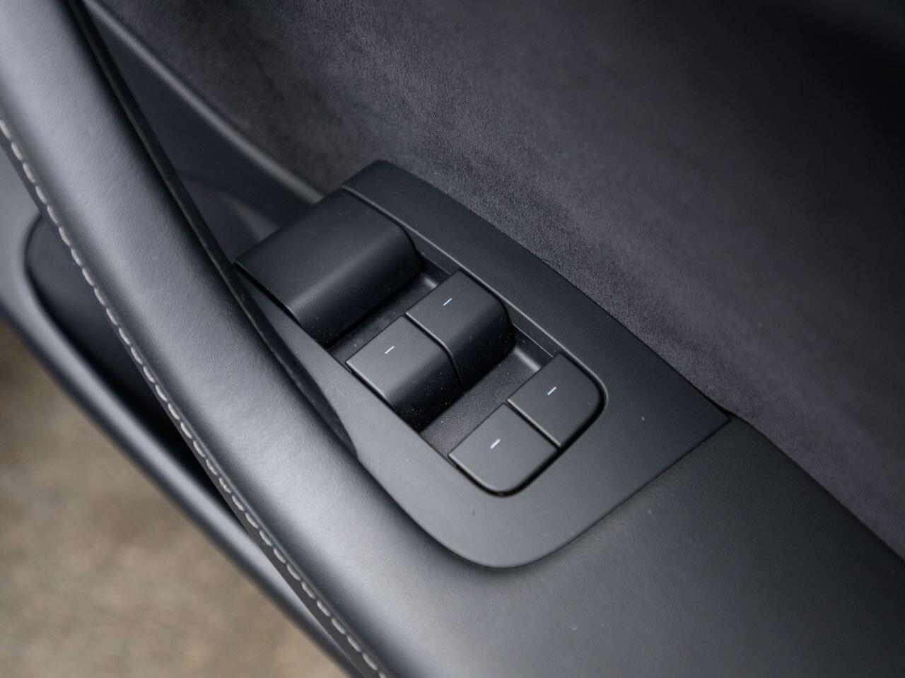 Tesla Model 3 view 19